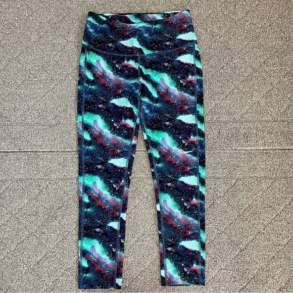 Saucony Pants - Saucony Fortify Crop Dusk Watercolor Galaxy Print Leggings Womens Size Medium